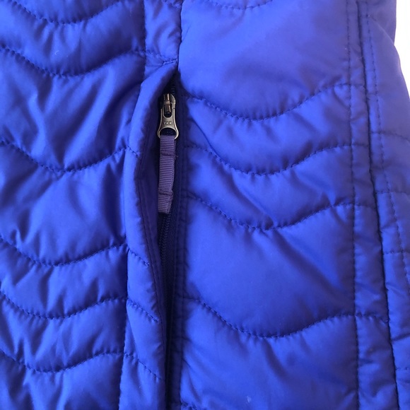 Women’s Indigo NorthFace Vest - Picture 6 of 8
